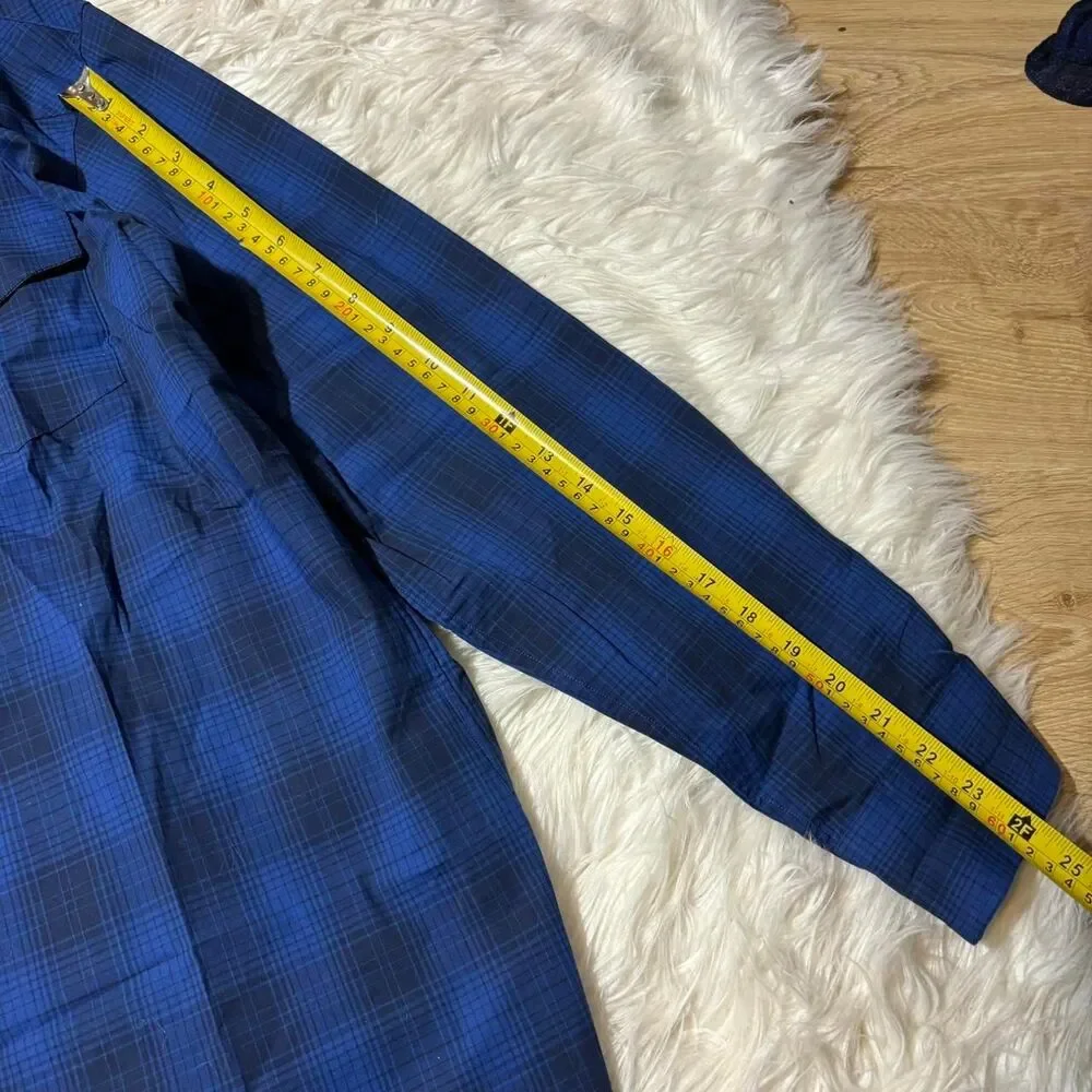 Banana-republic Men's Blue and Navy Shirt